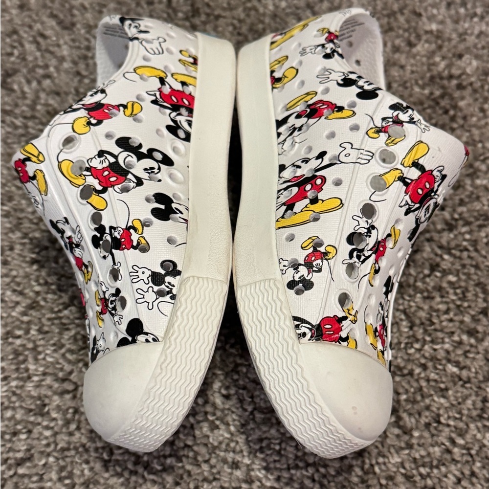 Native Disney collab shoes - Picture 4 of 7